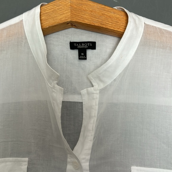 Talbots White 3/4” sleeves, sheer White tunic.  Sophisticated look🙌🏻 - Picture 4 of 6